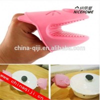 silicone oven mitt silicone kitchen gloves in stock